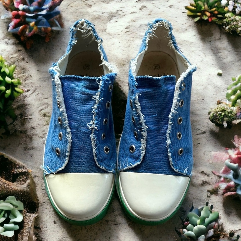 Mini Boden Distressed Slide-on Tennis Shoes